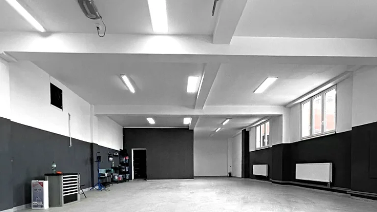 Pronájem objektu sklad, servis, dílna, kanceláře, 250m2