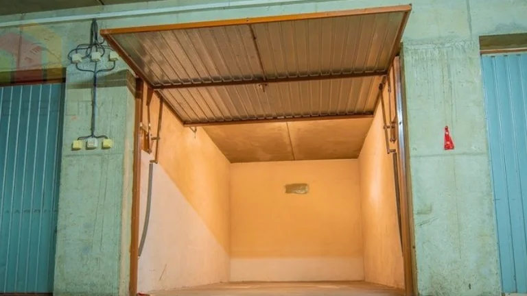 Ponukam na predaj garaz v garazovom dome na sidlisku sever