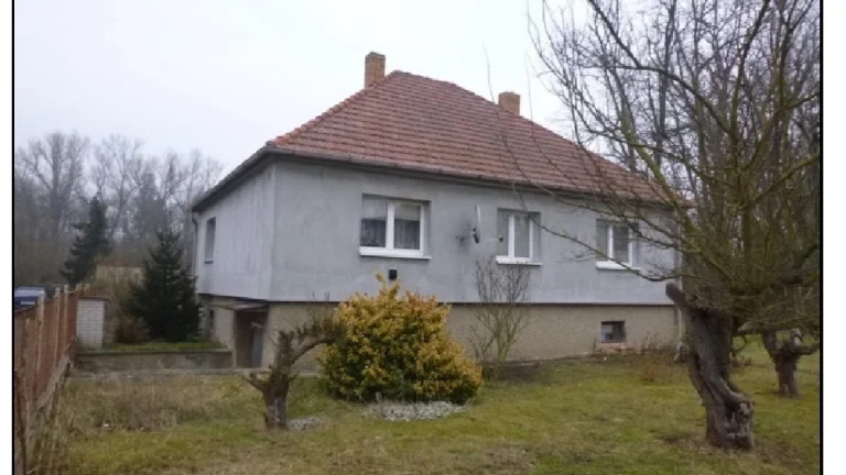 Rodinný dům v obci Brozany nad Ohří, ID 7158e 1405