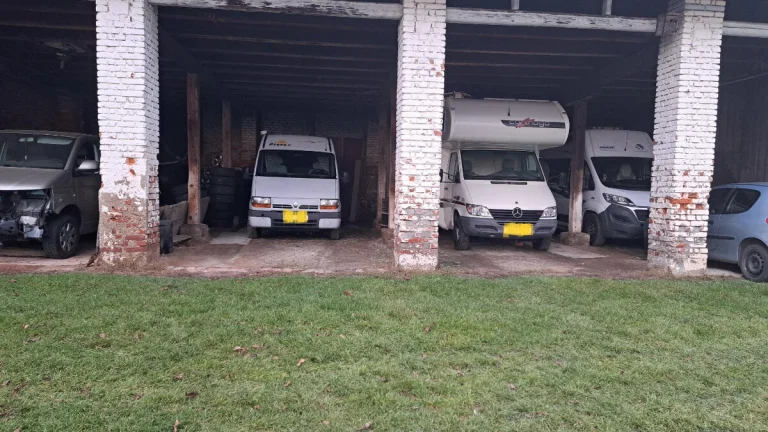 Obytné auto - parkování