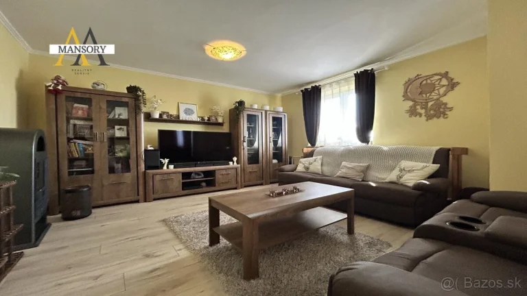 Dolný Bar- Rodinný dom 300m2 s pozemkom 1646m2