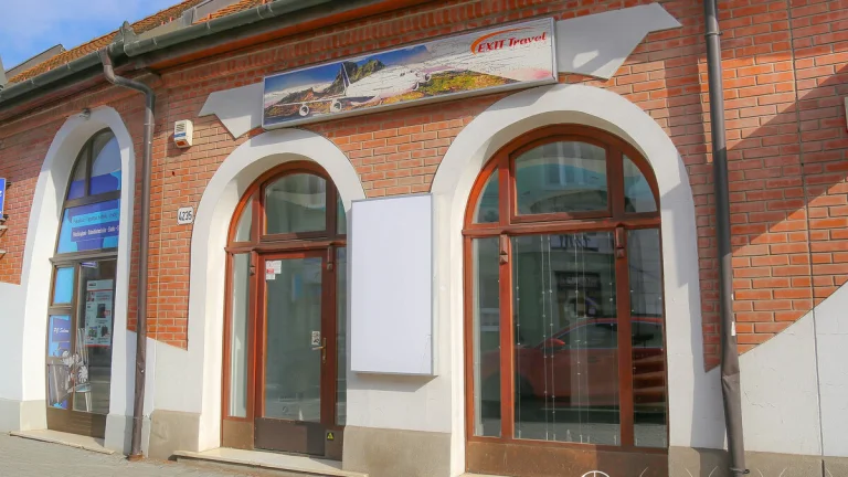 BOSEN | Prenájom obchodného priestoru v centre, DS, 87 m2