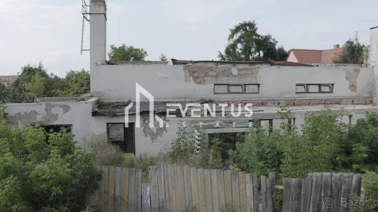 Prodej stavebního pozemku 1328 m2