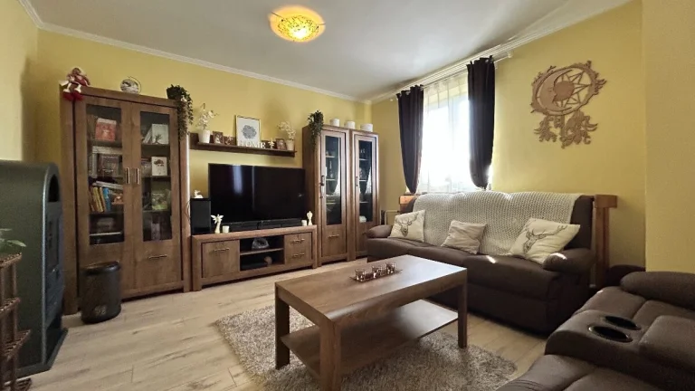 ZNÍŽENÁ CENA Rodinný dom s pozemkom 1646m2