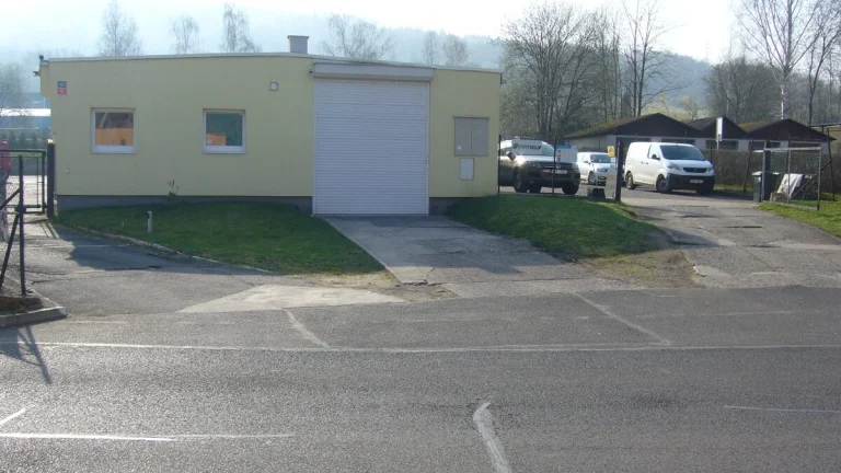 Pronajmu prodejnu, sklad, výrobnu Zelená 422 Děčín 3