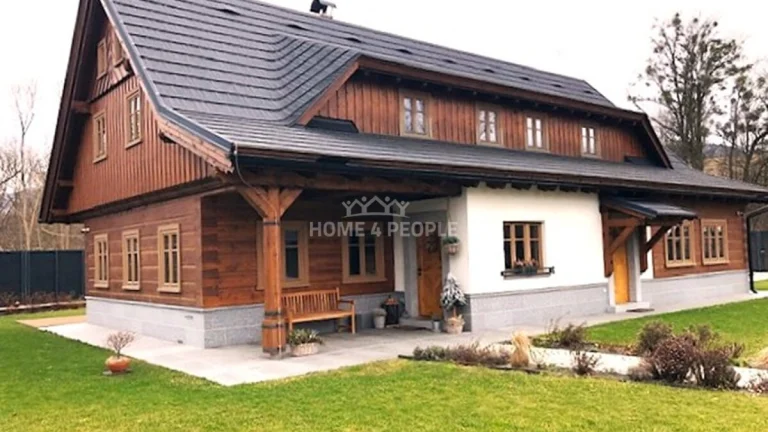 Prodej Roubenky 388 m2 pozemek 1680 m2