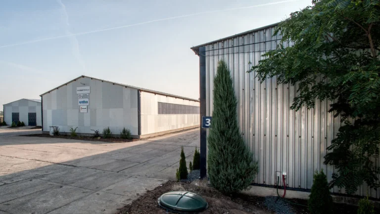 Pronájem skladu ve Vraňanech 280 m2