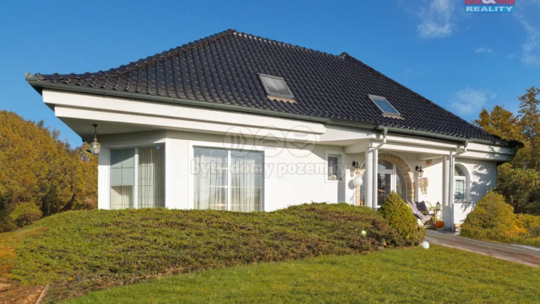 Prodej rodinného domu, 280 m², Třebestovice, ul. V Zákruží