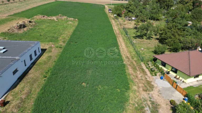 Prodej pozemku k bydlení, 700 m², Určice