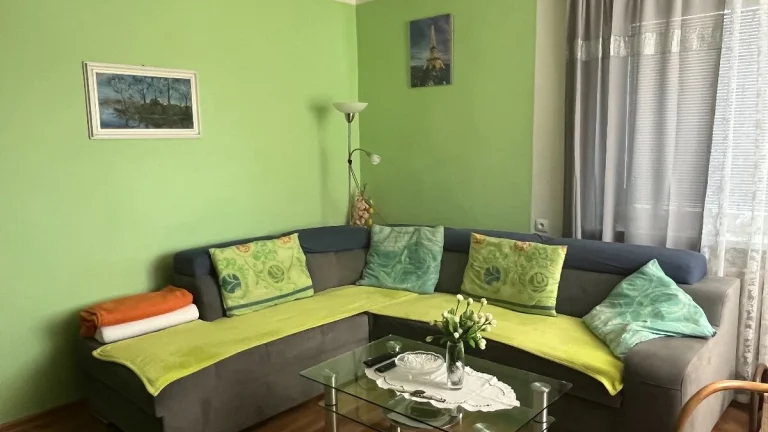 Rodinný dom | Nacina Ves | 800 m2 | NA PREDAJ |