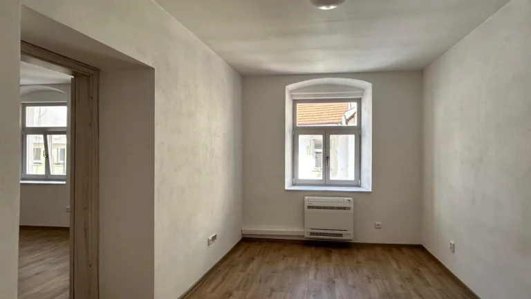 Nabízíme k dlouhodobému pronájmu byt