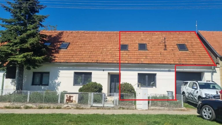 Pronájem jednotky 3+kk v dvojdomku se zahradou – Nová Ves u