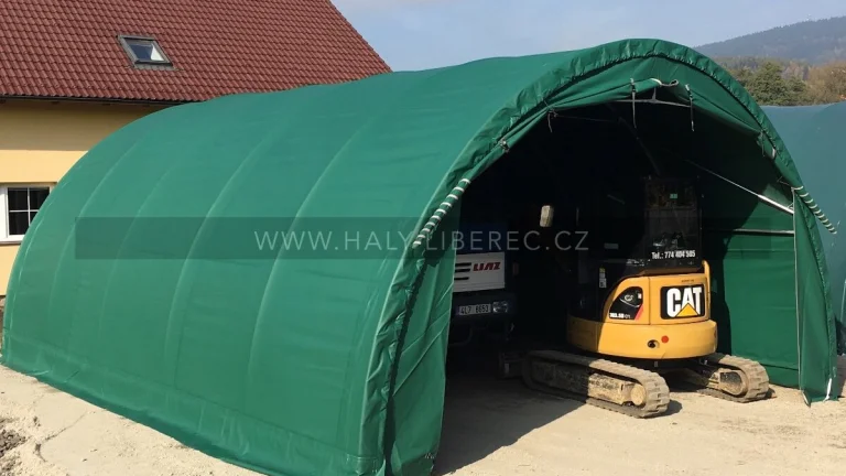 Plachtová hala 6.1 x 9.15 x 3.66 m, 750 g/m2 PVC