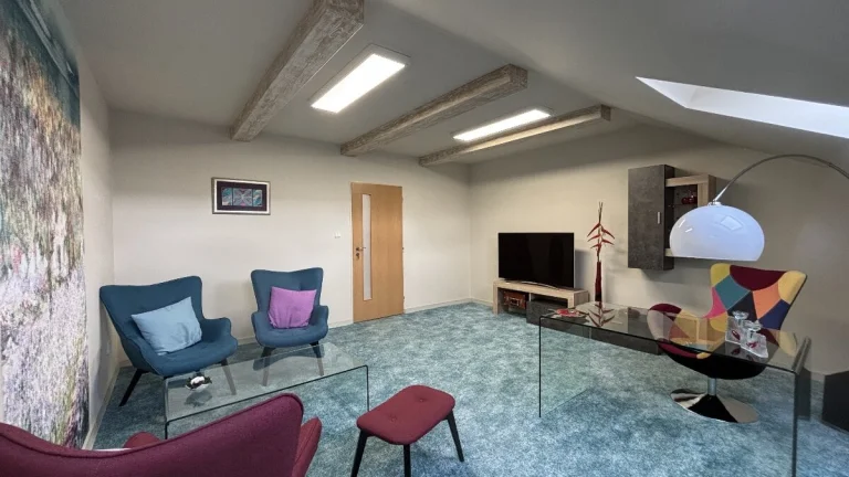 NA PRENÁJOM NEBYTOVÝ PRIESTOR 107m2, POPRAD-ZÁPAD