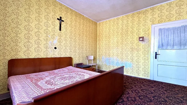 Na predaj rodinný dom, Mojtín