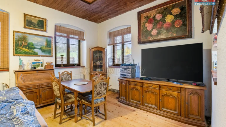 Prodej rodinného domu, 580 m², Povrly, ul. Český Bukov