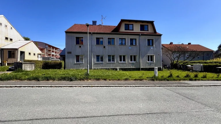 Byt 2+1, 55 m2 s kolnou u domu - Tachov, ul. Fügnerova