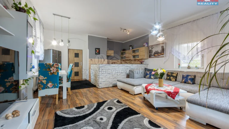 Prodej rodinného domu, 145 m², Vojkovice