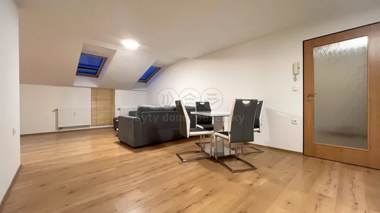 Pronájem bytu 2+kk, 79 m², Vyškov, ul. Brněnská