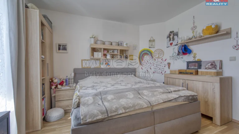Prodej bytu 3+1, 90 m², Město Touškov, ul. Partyzánská