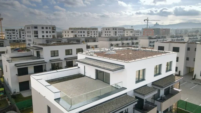 EXKLUZÍVNY - 4i + terasa + 2x parking 149m² - Trenčín - Vino