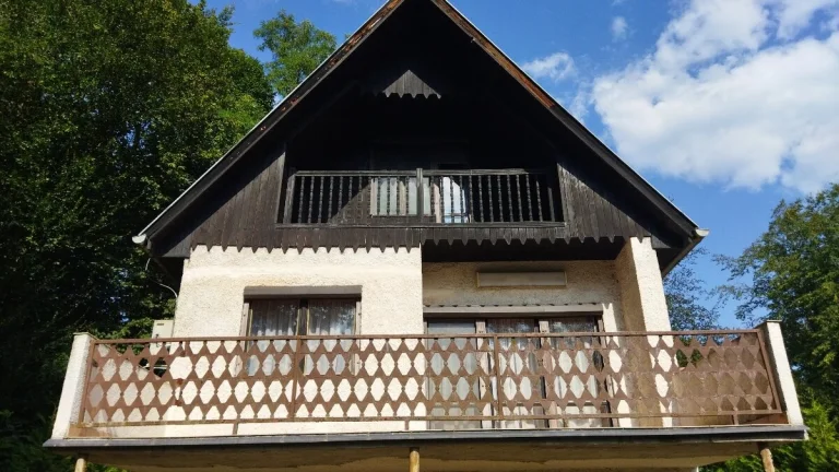 DOMAŠA - DOBRÁ, celoročne obývateľná chata