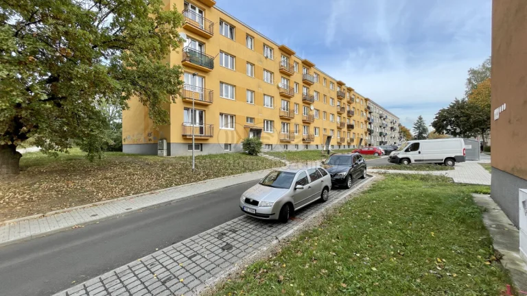 Prodej bytu 1+kk,25 m²,Klášterec nad Ohří, ul. Pod Stadionem