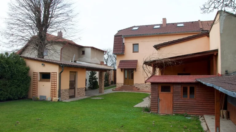 Rodinný dům k nastěhování Vědomice Roudnice n.l.