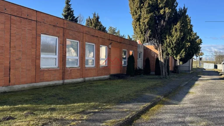 NA PRENÁJOM VÝROBNÉ/SKALDOVÉ PRIESTORY, 400 m2, KOŠICE – V.