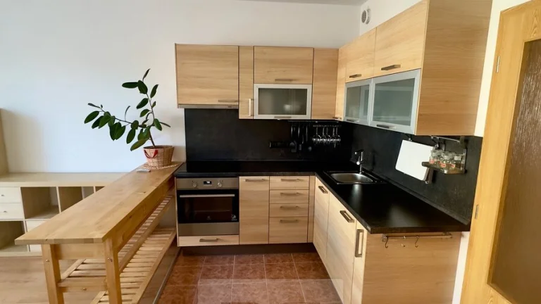 Pronájem bytu 1+kk, 32 m2 - Praha - Uhříněves, ev.č. N07949