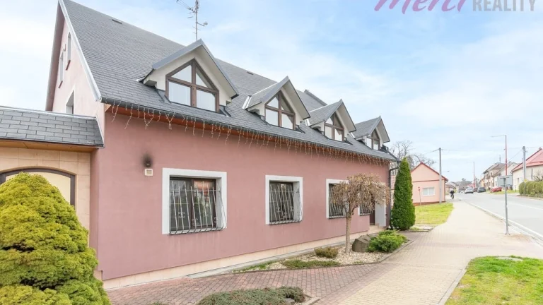 BYT 4+1, TERASA, 172m², STAVEBNÍ POZEMEK, 172m² - STARÉ MĚST