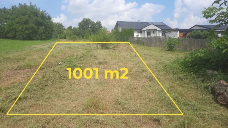 PREDAJ - STAVEBNÝ POZEMOK 1001 m2 DVORNÍKY ID 024-14-FIJA