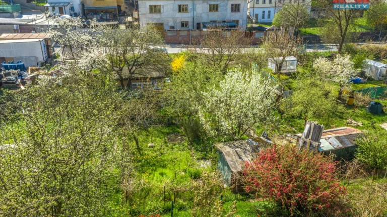 Pronájem zahrady, 150 m², Praha 8 - Libeň