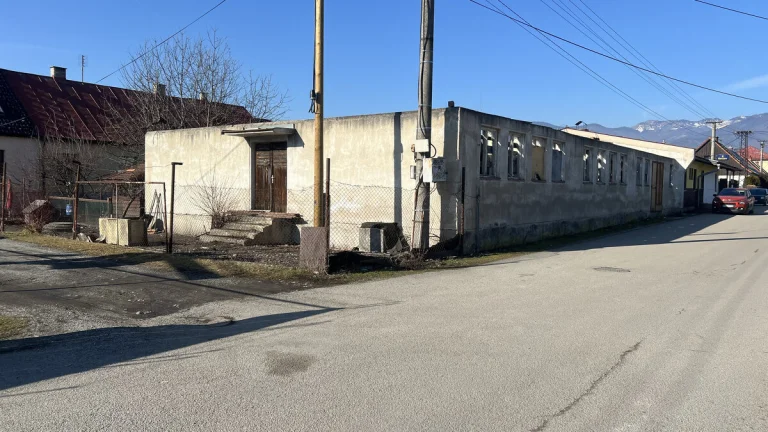 Na predaj pozemok v Turanoch