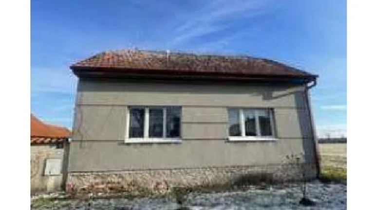 Podíl na rodinném domě s pozemky, k.ú. Klipec, ID 7202e 2105