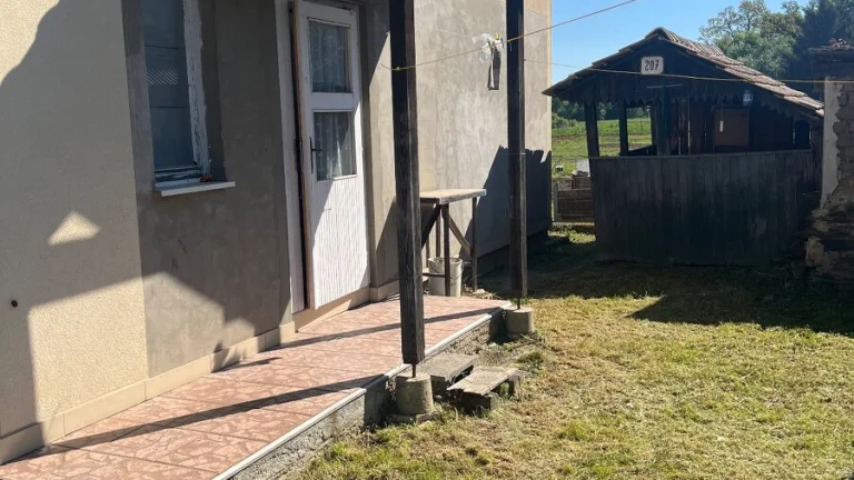 Ponúkame na predaj slnečný RD v obci Breznička