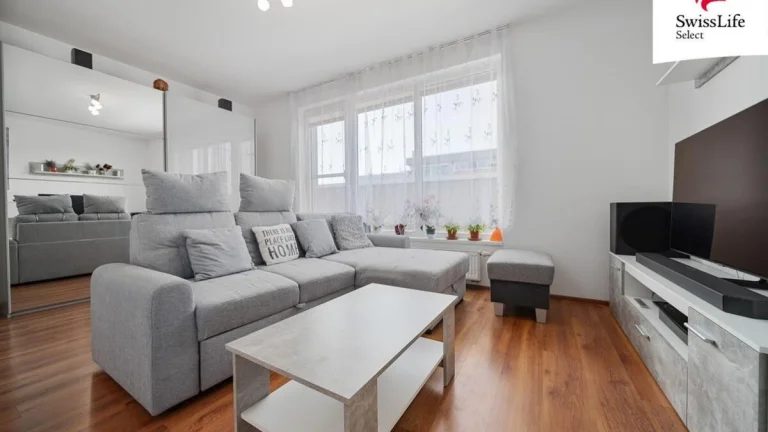 Prodej bytu 2+kk 43 m2 U uhříněveské obory, Praha
