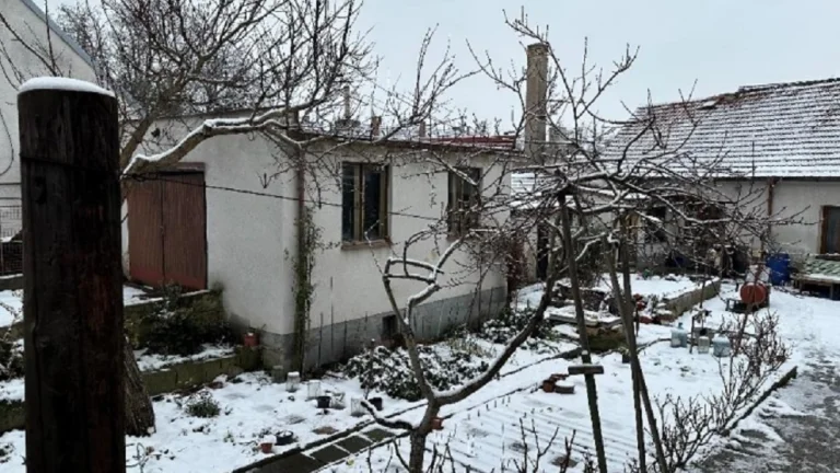Pozemky se dvěma RD okres Praha-východ, ID 7215e 1405