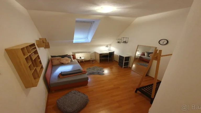 Amnis Student House-Studio 28-Len pre 1 študentku-Obsadené