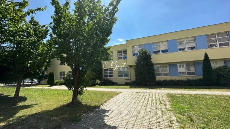 Predaj administratívno - výrobnú budova Nová Dubnica