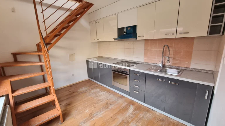 Pronájem bytu 3+kk v RD, 54 m2, Kralupy nad Vltavou