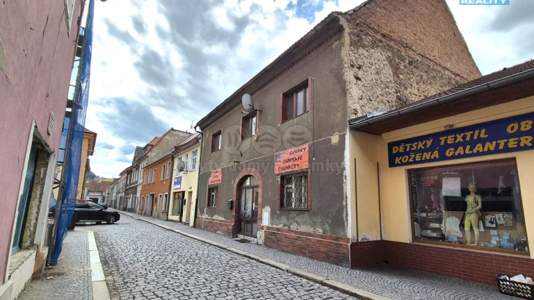 Prodej rodinného domu, 163 m², Bílina, ul. Komenského