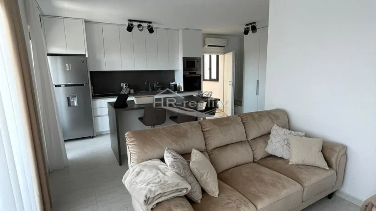 Trogir, Čiovo – zariadený apartmán s výhľadom na more