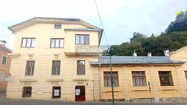 HALO reality - Predaj, štvorizbový byt Banská Štiavnica, Bre