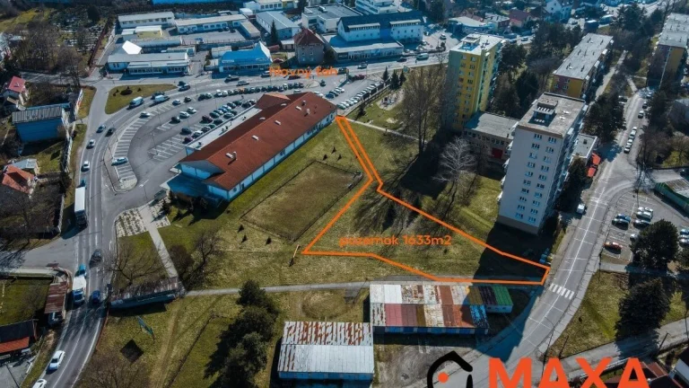 Pozemok pre komerčné využitie 1633m2 sídlsiko Žabník, Prievi