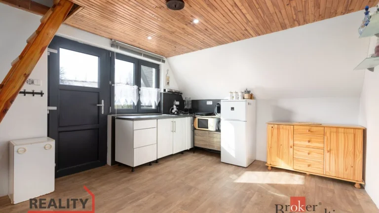 Prodej, pozemky/zahrada, 378 m2, Mezina, Bruntál [ID 68666]