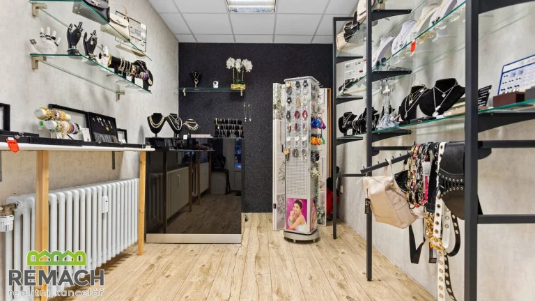Pronájem obchodní prostor, 22 m2 - Náchod, Kamenice