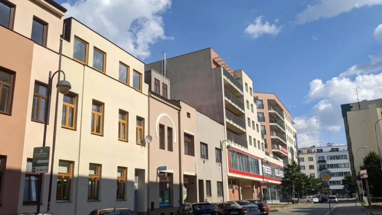 Pronájem bytu 3+kk, 82 m2, ulice Pernerova ul, Pardubice