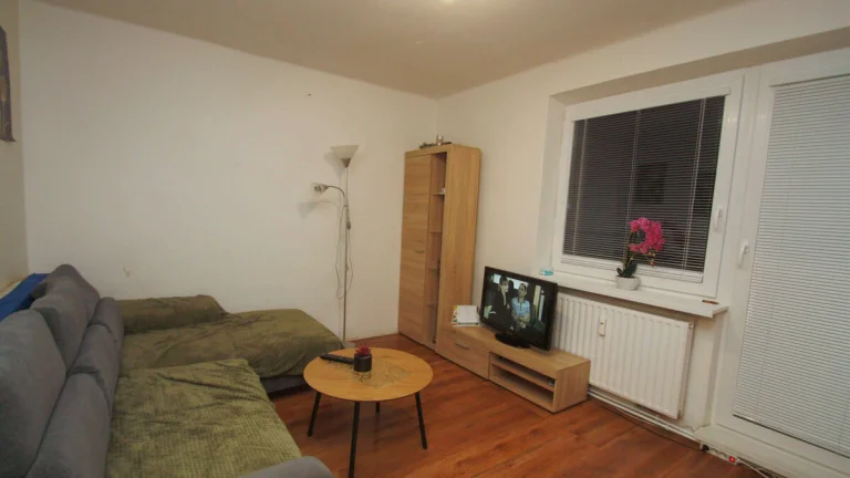 Predaj 2,5 izbový byt, Štiavnička, Podbrezová