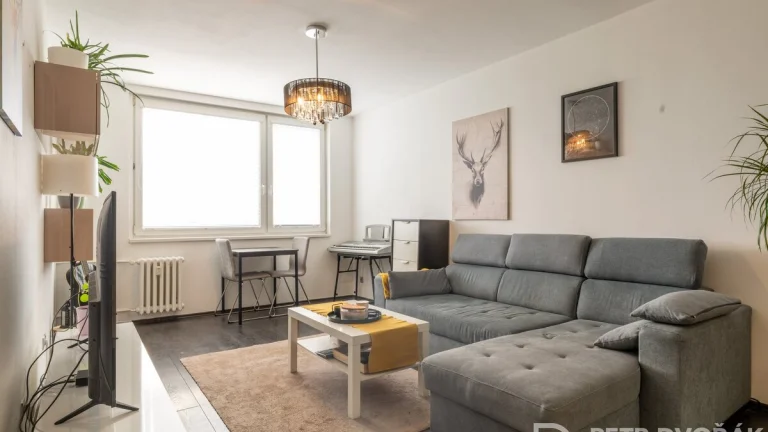 Pronájem byty 3+kk, 68 m2 - Praha - Petrovice, ev.č. 00843